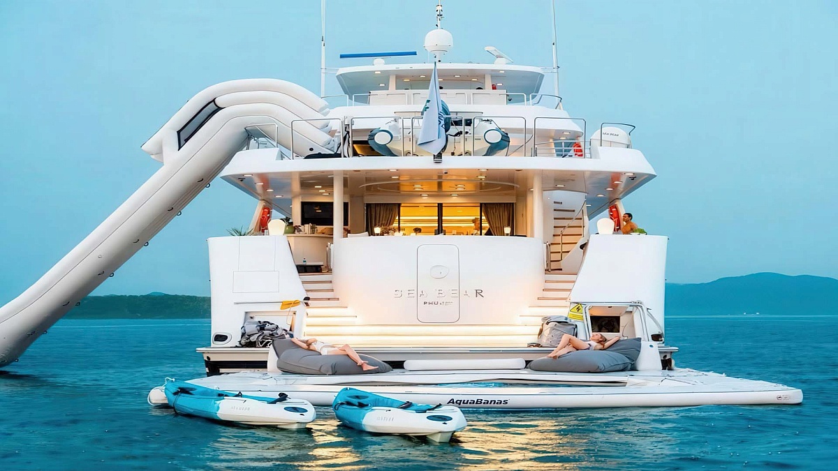 Аренда мега яхты Sea Bear Westport 130 на Пхукете